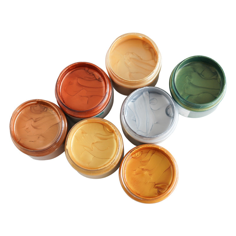 Acrylic Pigment Applied To Metal Scented Candle