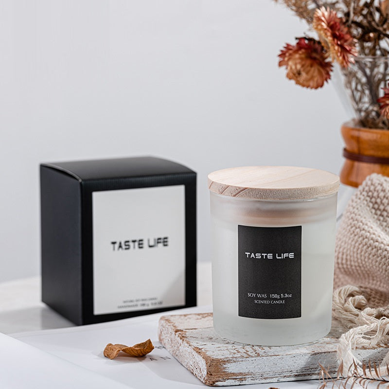 Handmade Soy Wax Scented Candle with Wooden Lid Glass Jar Home Fragrance